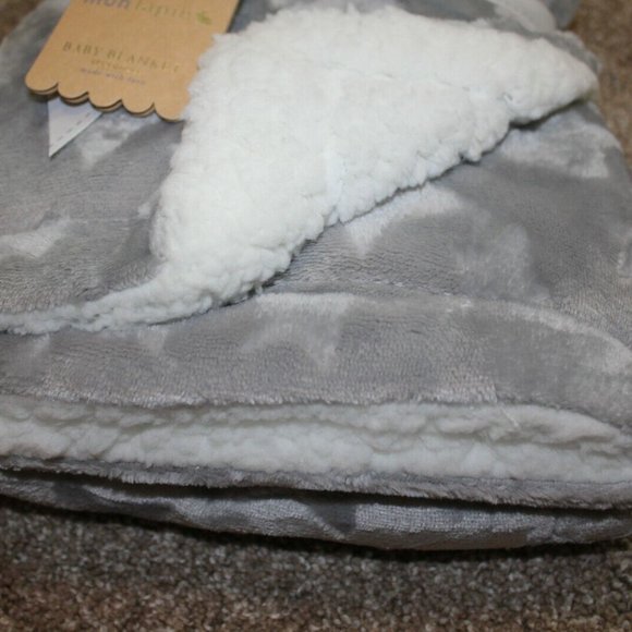 Mon Lapin Bedding Mon Lapin Gray Star Reversible Baby Blanket Ivory